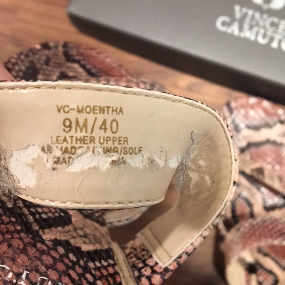 Vince Camuto Moentha - Picture 6 of 9